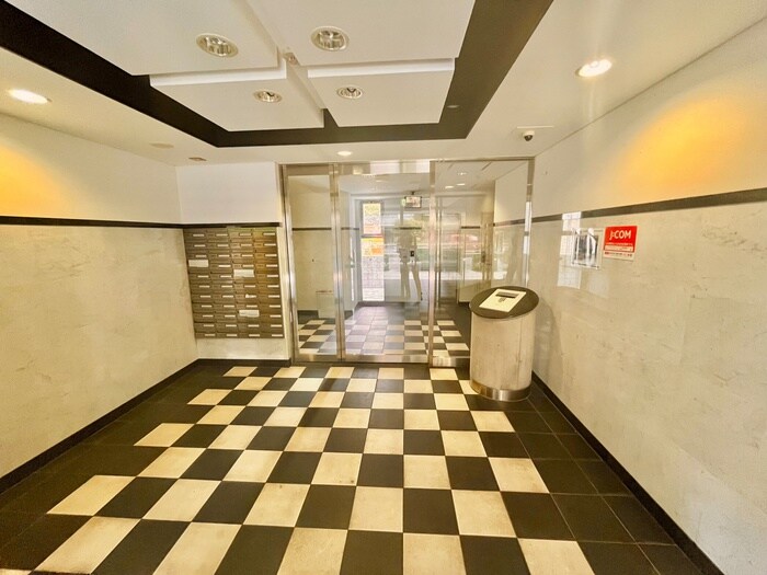 ＢＩＧ ＭＯＧの物件外観写真