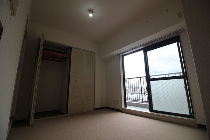 ﾗｲｵﾝｽﾞﾏﾝｼｮﾝ御池通(902)の物件内観写真