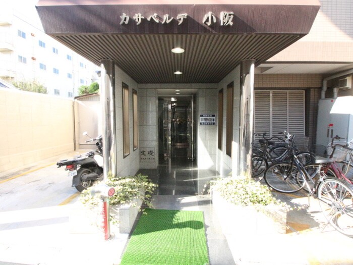 カサベルデ小阪の物件外観写真