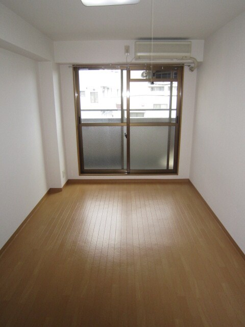 カサベルデ小阪の物件内観写真