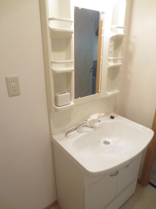 ﾙﾐｴｰﾙｳﾞｨﾗの物件内観写真