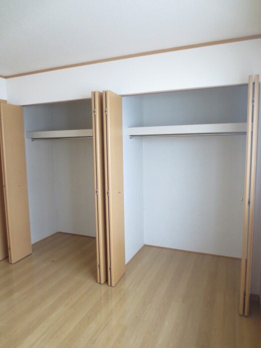 ﾙﾐｴｰﾙｳﾞｨﾗの物件内観写真