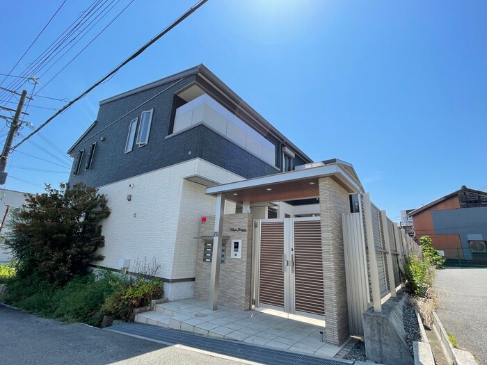 ヴィラージュ山手の物件外観写真