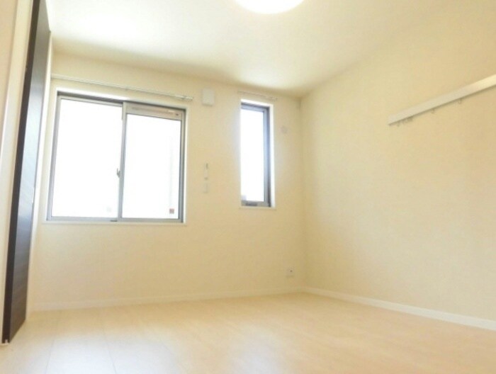 ヴィラージュ山手の物件内観写真