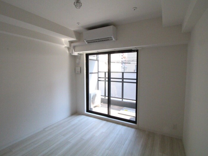 ﾌｧｰｽﾄﾌｨｵｰﾚ神戸湊町(905)の物件内観写真