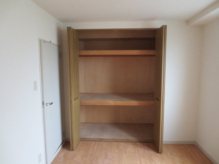 ヴィラロ－ザ奥谷の物件内観写真