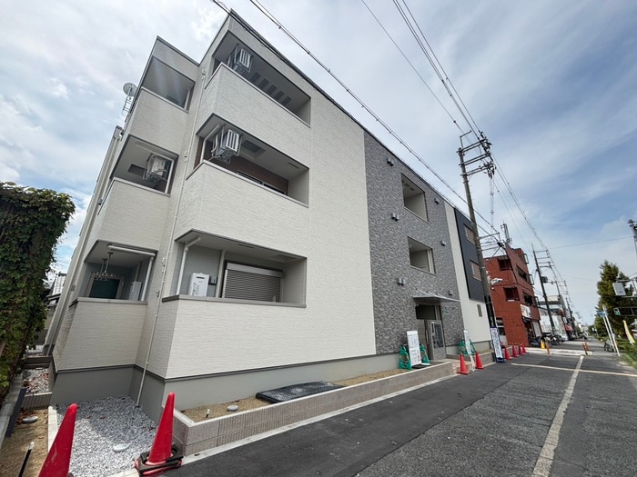 フジパレス上野芝Ⅲ番館の物件外観写真