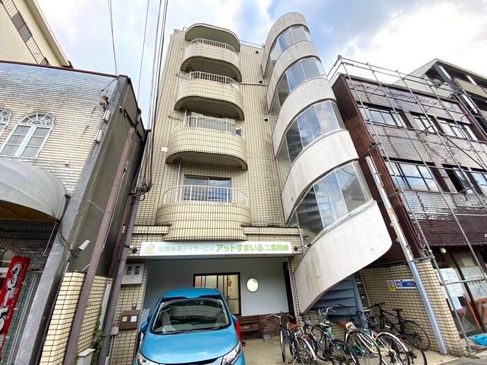 メゾンフジの物件外観写真