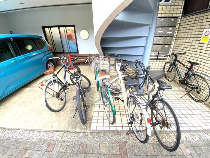 メゾンフジの物件外観写真