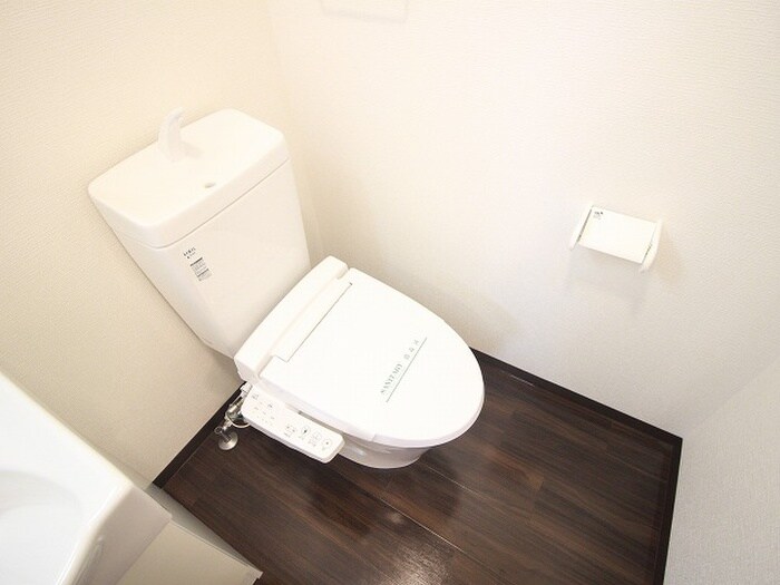 アパートメント二条城の物件内観写真