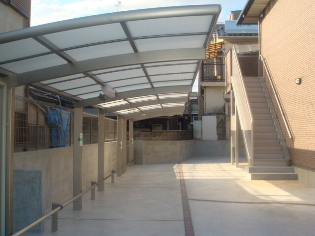 Ｋｉｎｚｙ　Ｃｏｕｒｔの物件外観写真