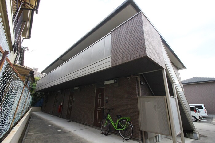 Ｋｉｎｚｙ　Ｃｏｕｒｔの物件外観写真