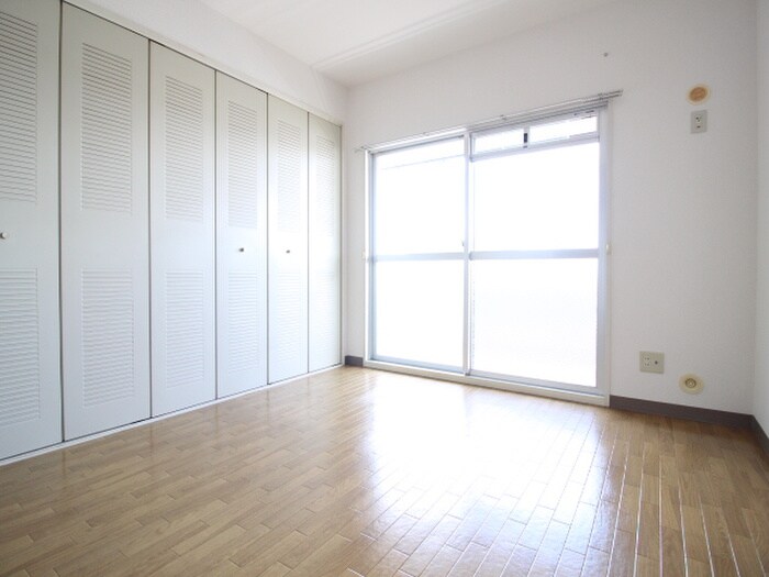 ﾏﾝｼｮﾝｸﾞﾗﾝﾄﾞﾓﾅ-ｸの物件内観写真