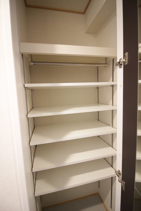 アドーラブル船場の物件内観写真