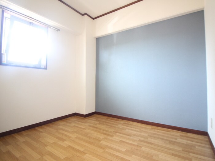 サンシャイン塚口の物件内観写真