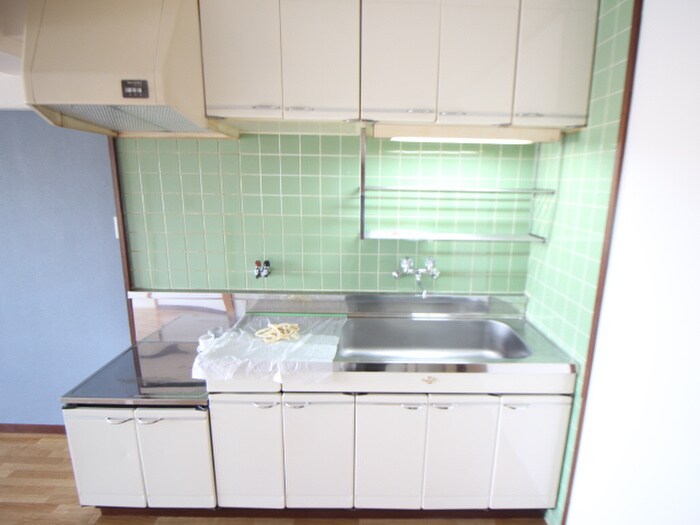 サンシャイン塚口の物件内観写真