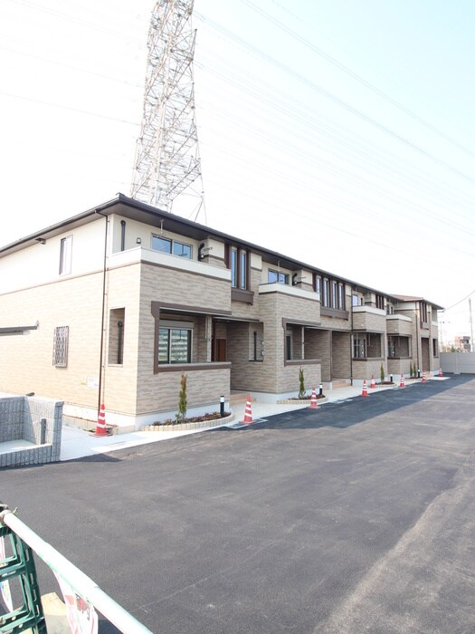 プラシードの物件外観写真