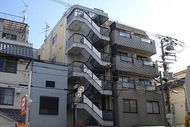 本町センタービルの物件外観写真