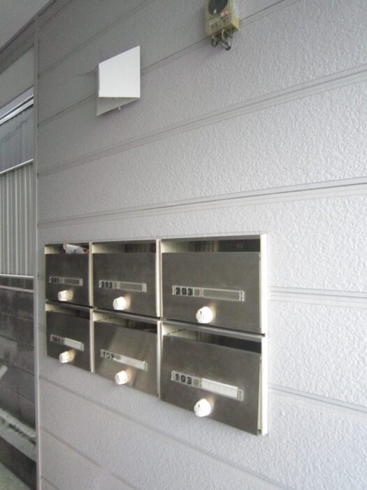 エルフィ－ルの物件外観写真