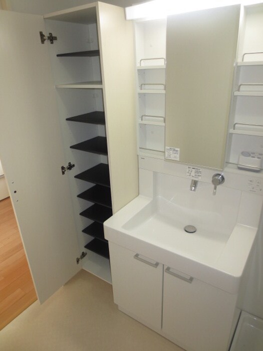 ハイツイレブン１号館の物件内観写真