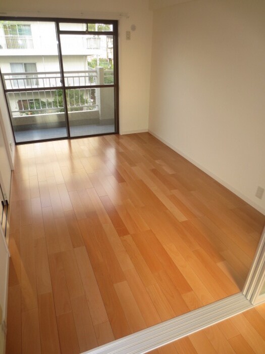 ハイツイレブン１号館の物件内観写真