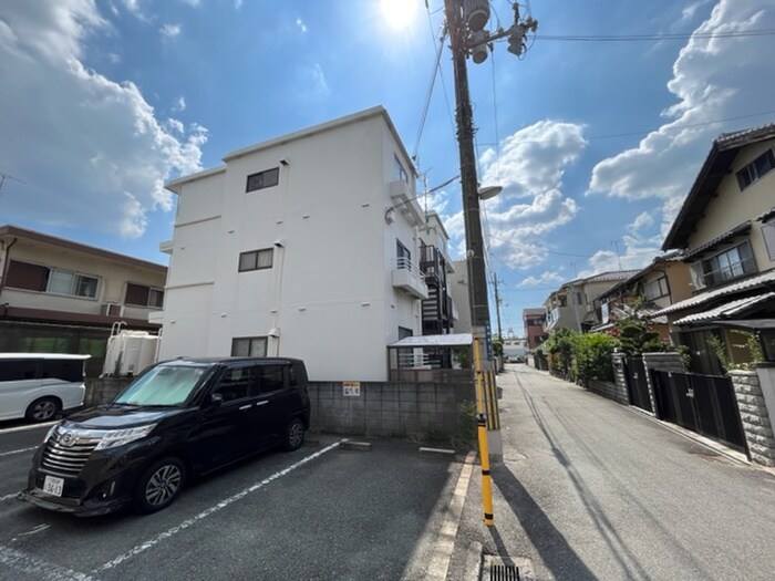 三木マンションの物件外観写真