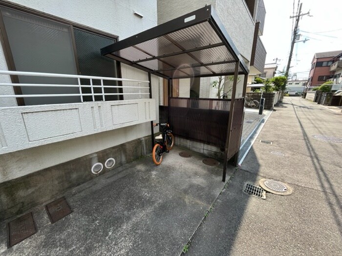 三木マンションの物件外観写真