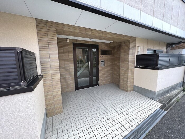 Sympathique MIKUMAの物件外観写真