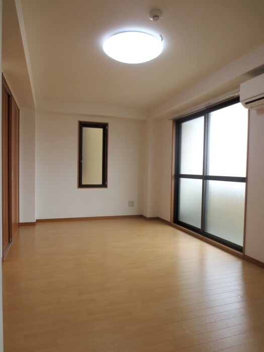 Sympathique MIKUMAの物件内観写真