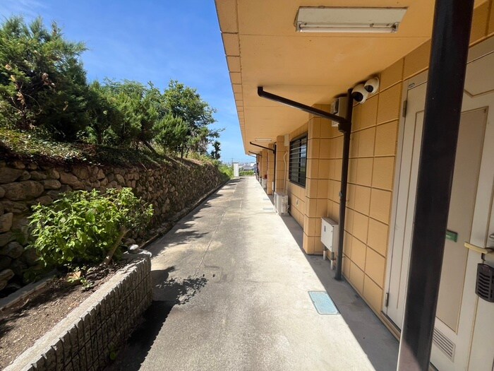 メゾン信貴の物件外観写真