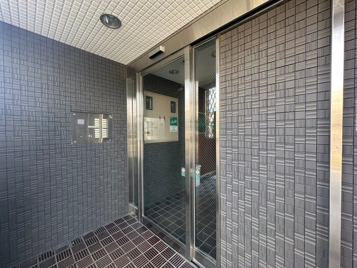 KIYOTAビルの物件外観写真