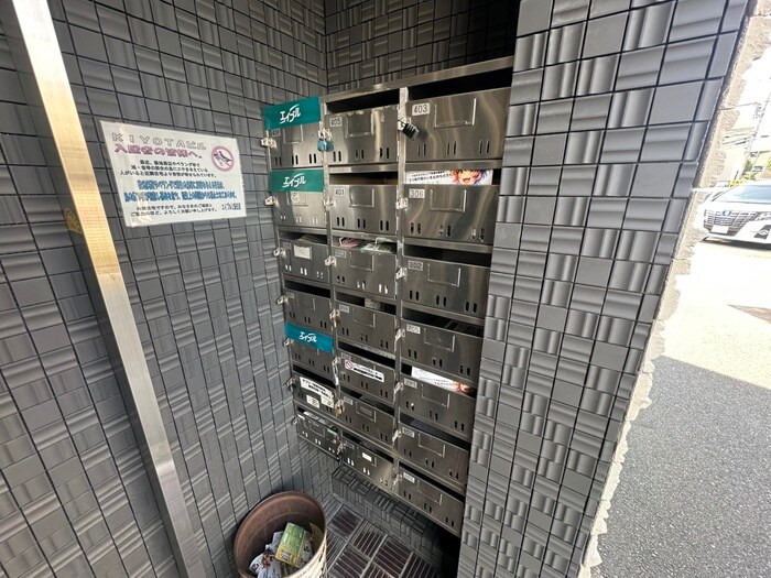 KIYOTAビルの物件外観写真