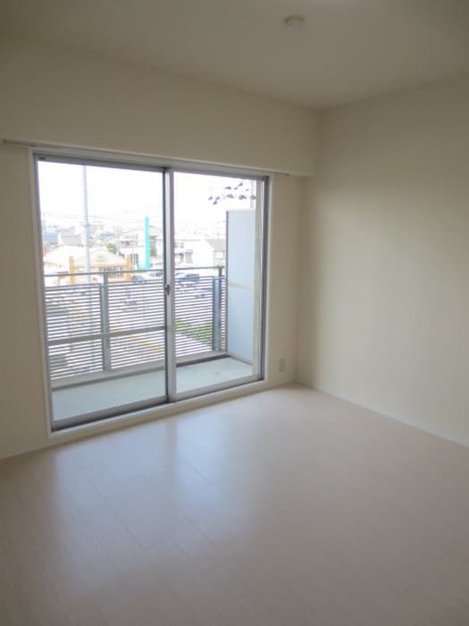 シャルル泉大津の物件内観写真