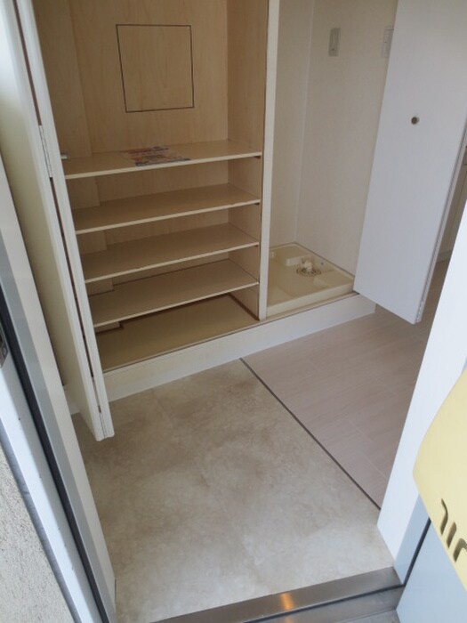 シャルル泉大津の物件内観写真