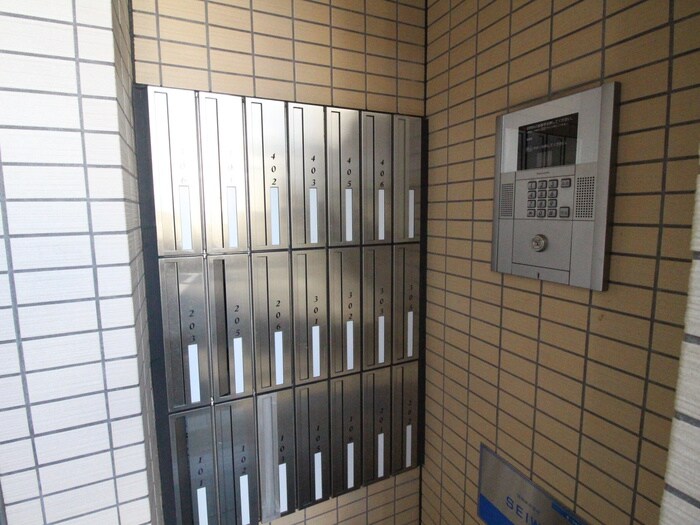 コンセール　ロワンの物件外観写真