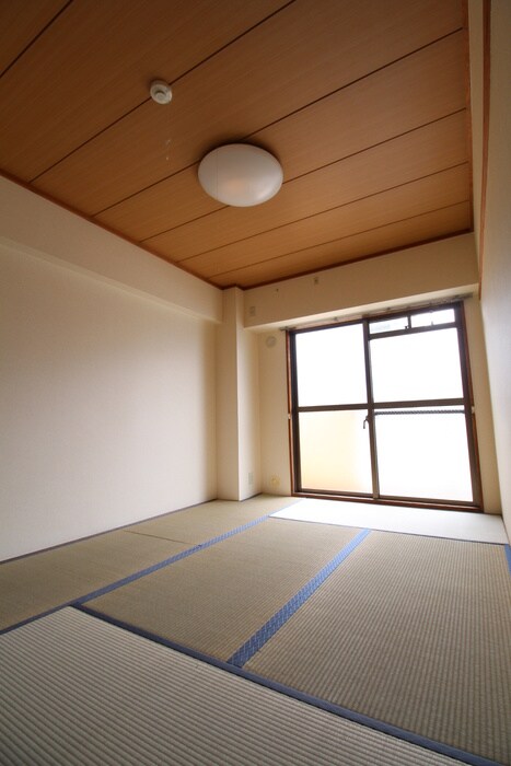 千里ハイツの物件内観写真