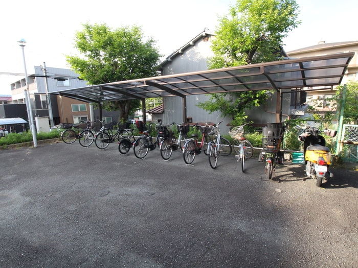 千里ハイツの物件外観写真