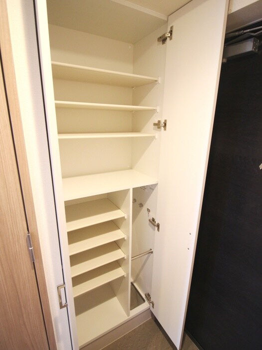 プレサンスブルーム東三国の物件内観写真