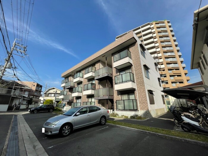 ジュネス朝日丘の物件外観写真