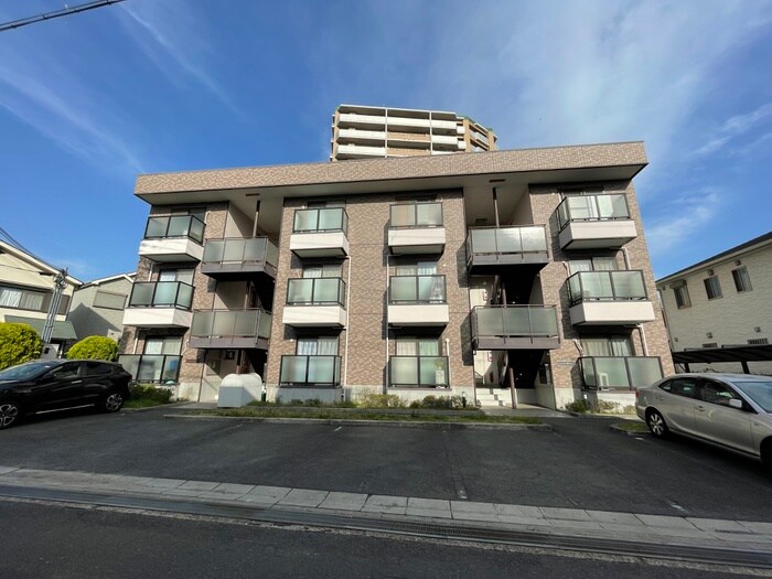 ジュネス朝日丘の物件外観写真