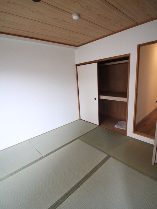 ジュネス朝日丘の物件内観写真