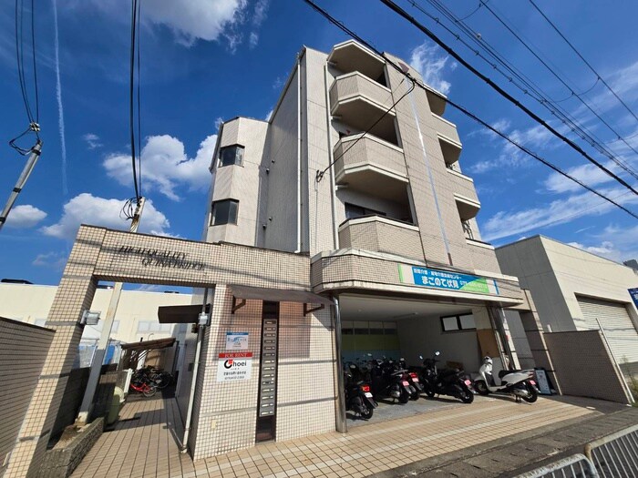 ハイクオリティクイナブリッジの物件外観写真