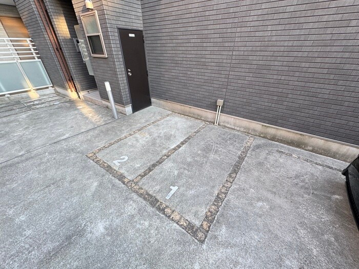 旗塚レジデンスの物件外観写真