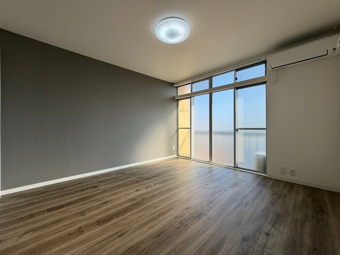 ラム－ル下三条の物件内観写真