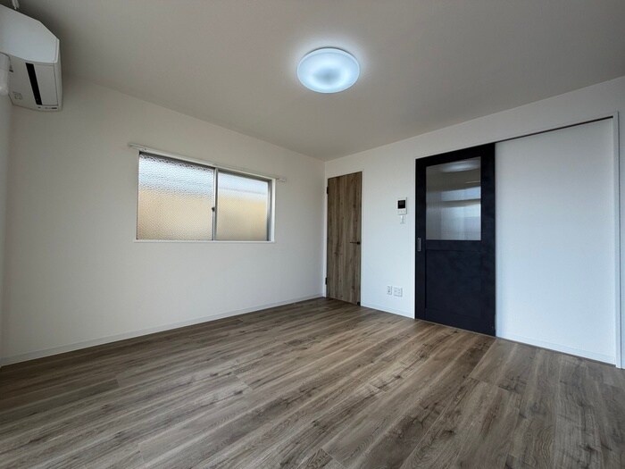 ラム－ル下三条の物件内観写真