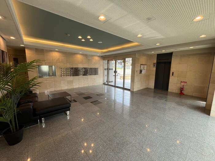 ﾌﾛｰﾗﾙｺｰﾄの物件外観写真