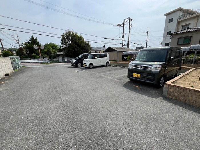 ﾌﾛｰﾗﾙｺｰﾄの物件外観写真