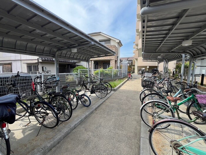 ﾌﾛｰﾗﾙｺｰﾄの物件外観写真