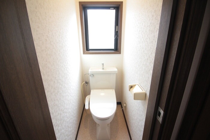 寺戸町山縄手戸建の物件内観写真