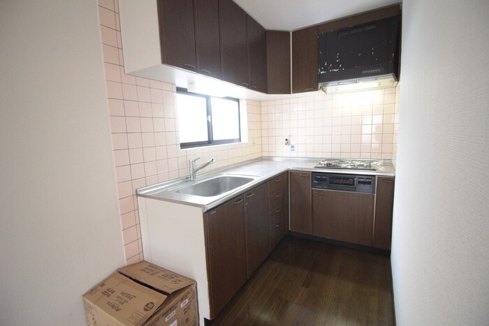 寺戸町山縄手戸建の物件内観写真